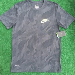 Men's Nike tee Dri fit stay cool